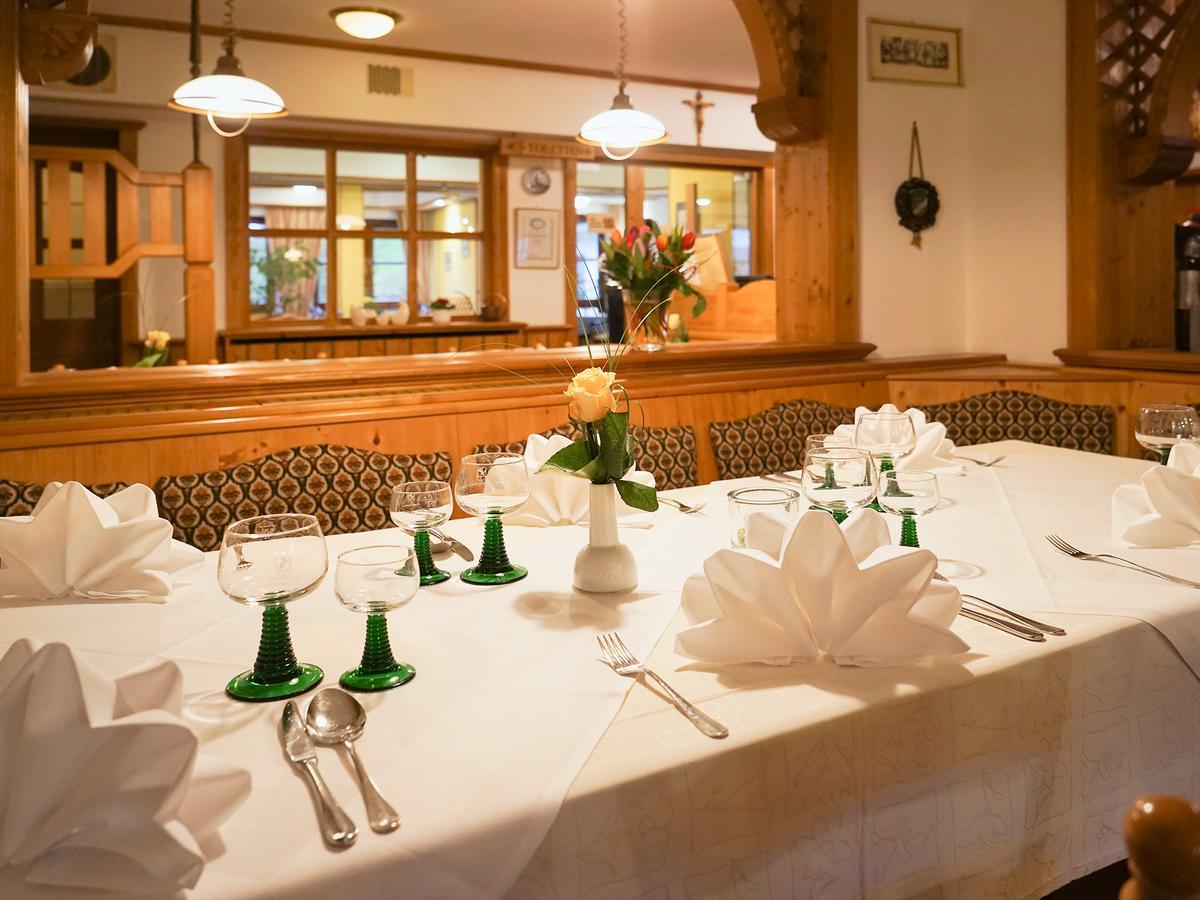 Hotel Gasthof Zum Biber Motten Екстериор снимка
